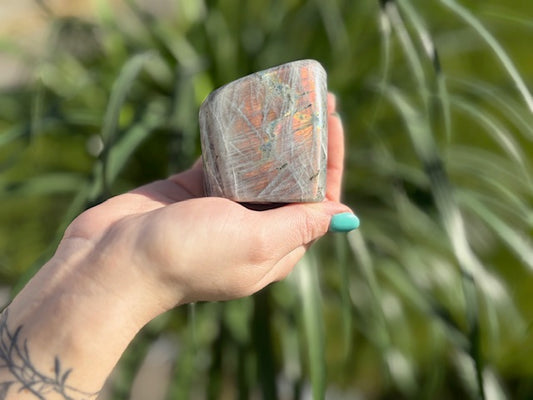 Labradoriet sculptuur