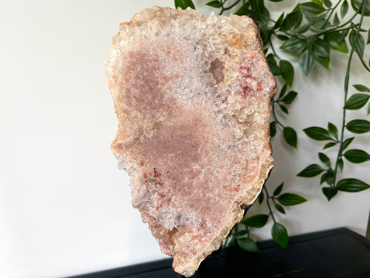 Roze amethist op standaard