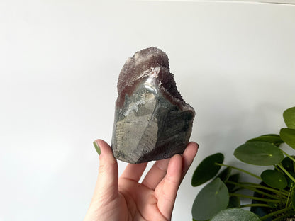 Druzy Amethist sculptuur roze groot - Kristalkriebels