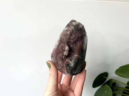 Druzy Amethist sculptuur roze groot - Kristalkriebels