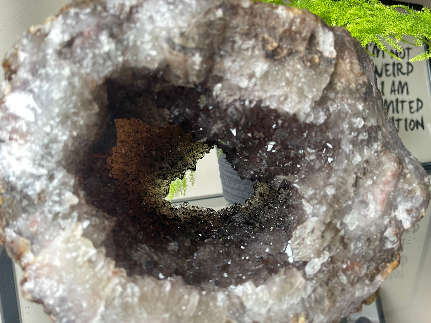 Kwarts met Geothiet geode