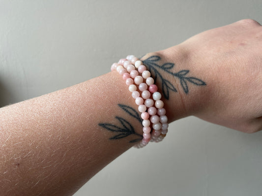 Roze opaal kogelarmband 6mm kralen